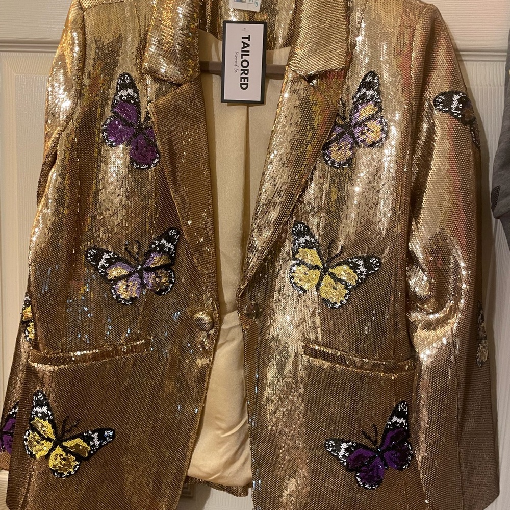 QUEEN OF SPARKLES Gold Sequin Blazer with Butterfly Accents NWT Small
